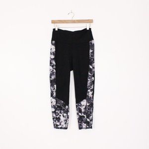 *Gap Fit Black & White Legging